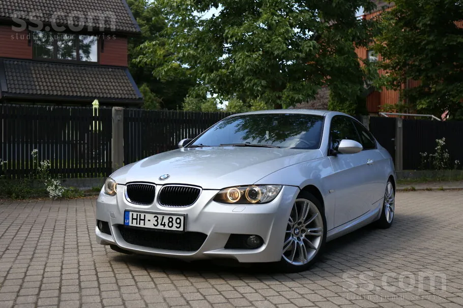 BMW E92 2009 photo 2