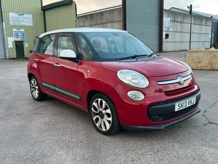 Fiat 500L 2013 photo 5