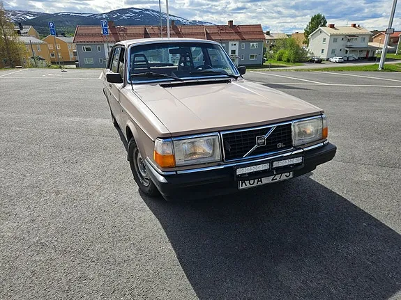 Volvo 244