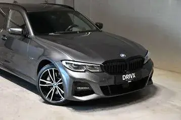 BMW 3 Series 2021 photo 2