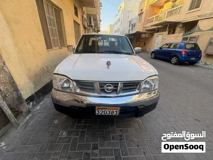 Nissan Pickup