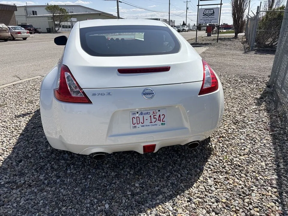 Nissan 370Z 2017 photo 3
