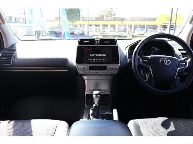 Toyota Land Cruiser Prado 2023 photo 3