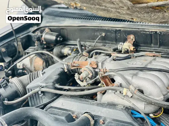 Toyota 4 Runner 2002 photo 2