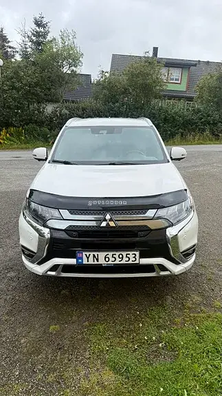 Mitsubishi Outlander 2020 photo 2