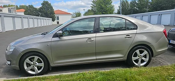 Skoda Rapid 2014 photo 5