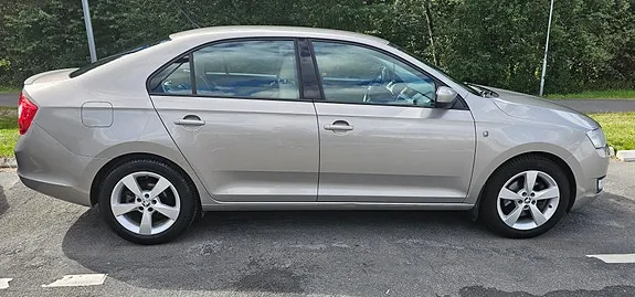 Skoda Rapid 2014 photo 4
