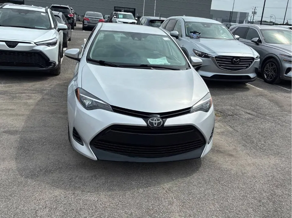 Toyota Corolla 2018 photo 2