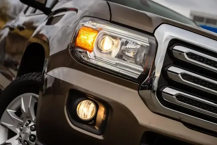 GMC Canyon 2016 photo 2