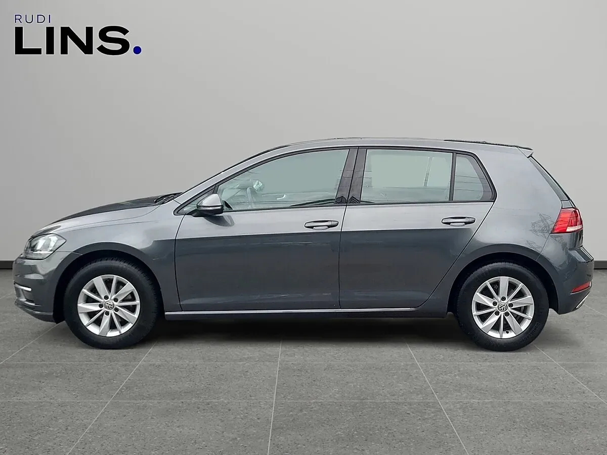Volkswagen Golf 2018 photo 2