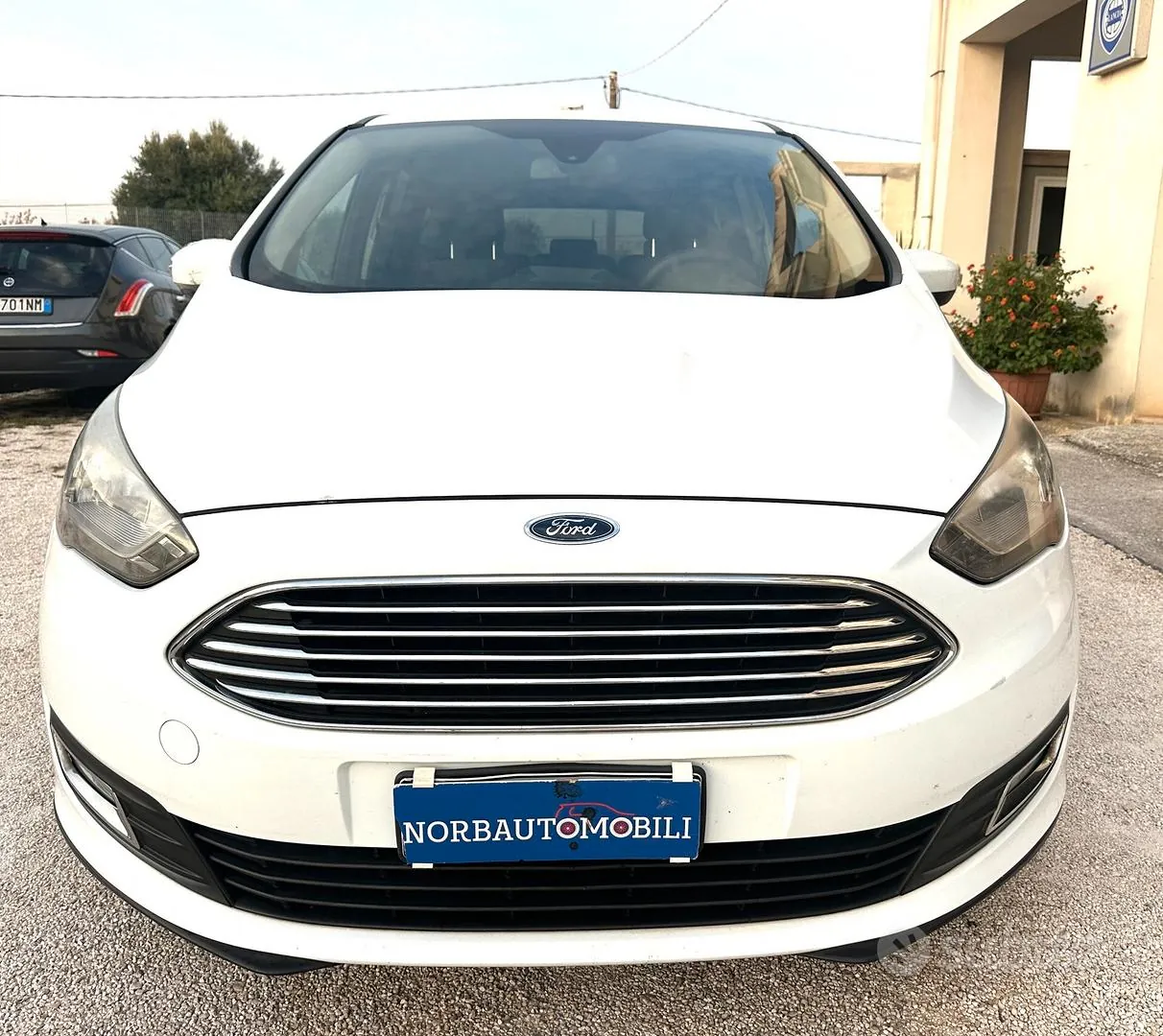 Ford C-Max 2015 photo 2
