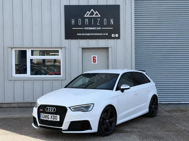 Audi Rs3 2016 photo 4