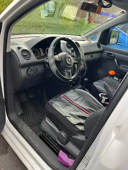 Volkswagen Caddy 2011 photo 3