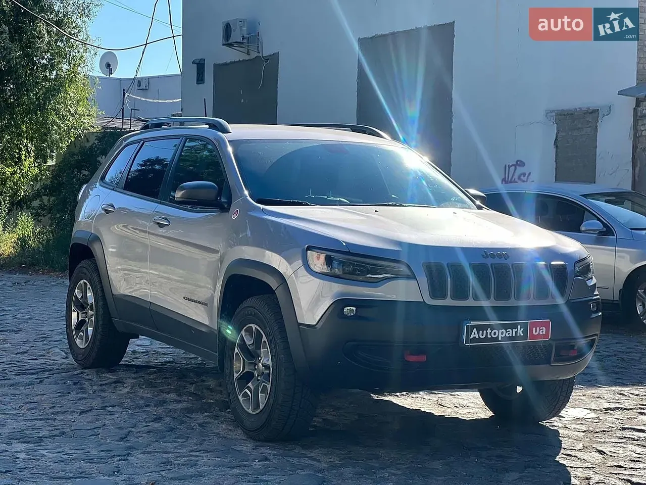Jeep Cherokee 2018 photo 3
