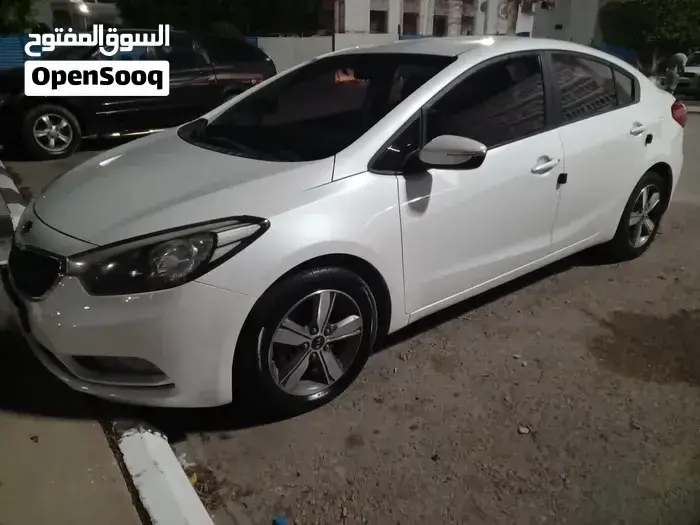 Kia K3 2014 photo 2