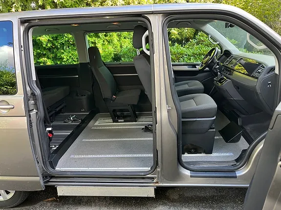 Volkswagen Multivan 2016 photo 3