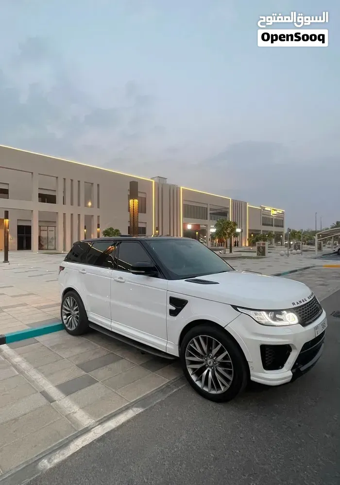 Land Rover Discovery Sport 2014 photo 2