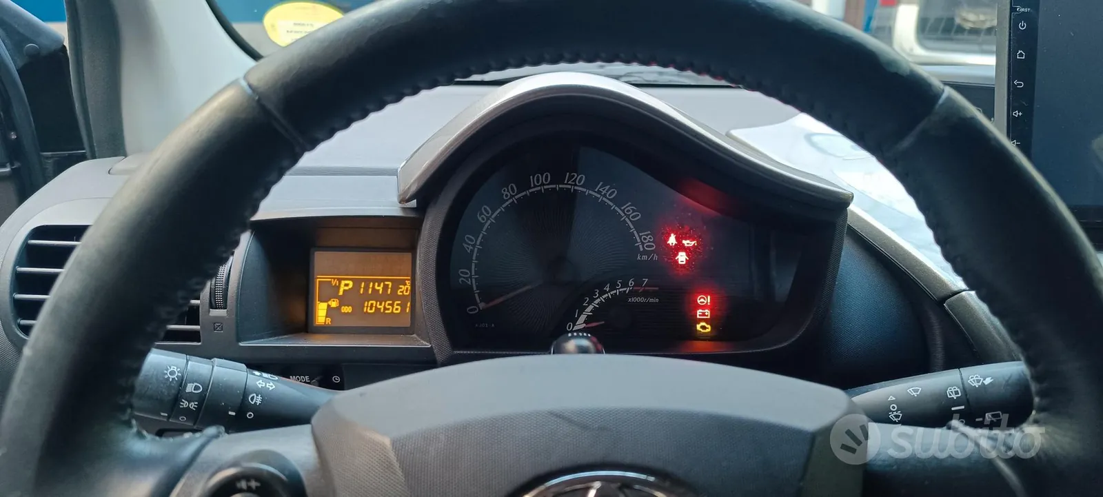 Toyota Iq 2009 photo 5