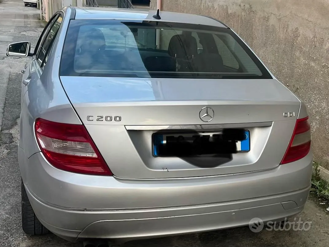 Mercedes-Benz C 2010 photo 3