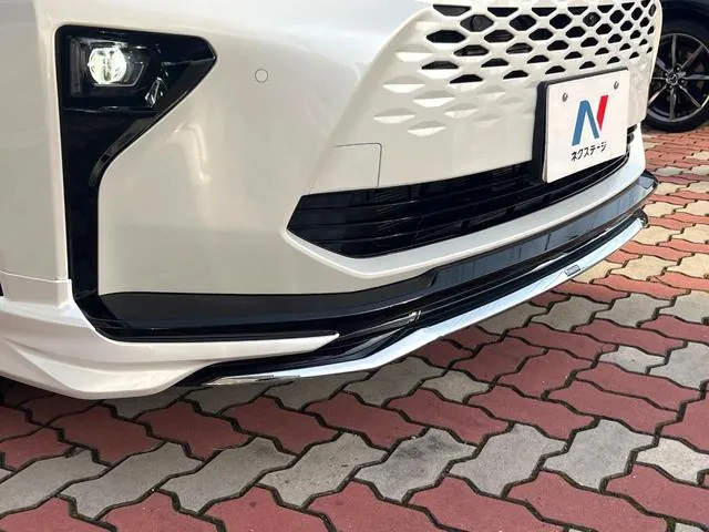 Toyota Crown Estate Z 2025 photo 3