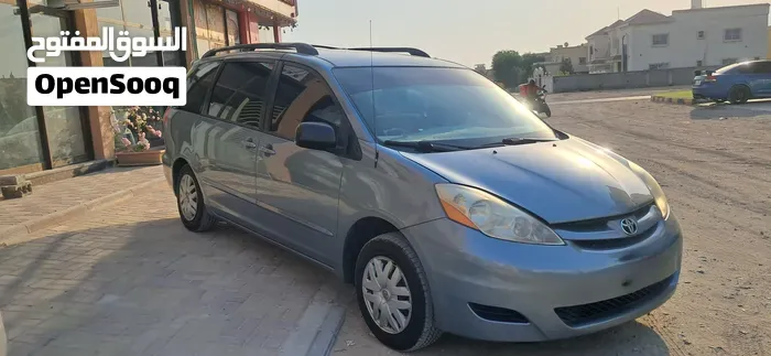 Toyota Sienna 2008 photo 5