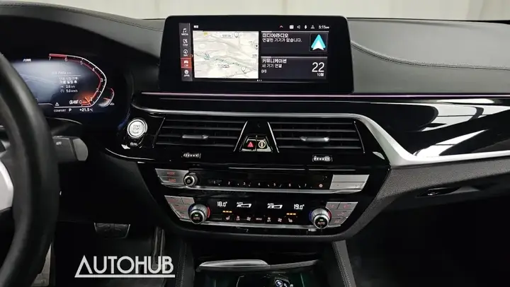 BMW 5 Series 2020 photo 5