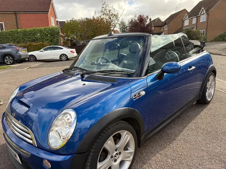 Mini Convertible 2004 photo 3