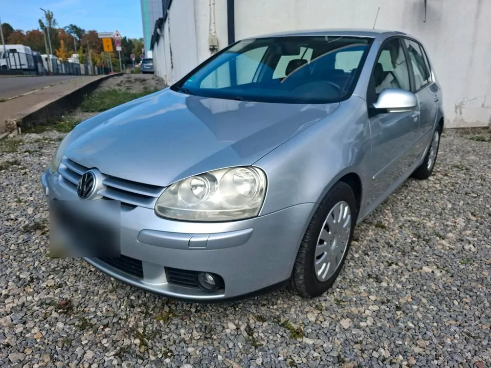 Volkswagen Golf V