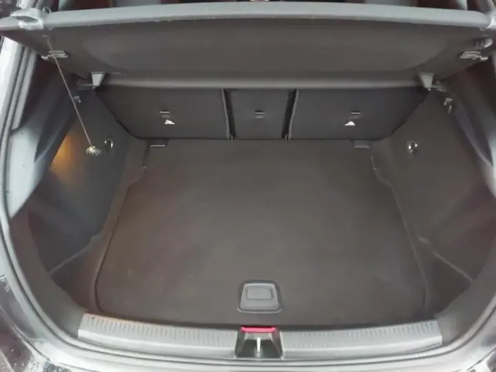Mercedes-Benz A-Class 2018 photo 4
