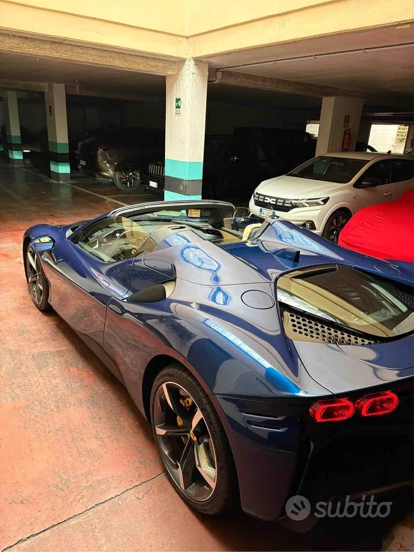 Ferrari Sf90 Spider 2023 photo 2