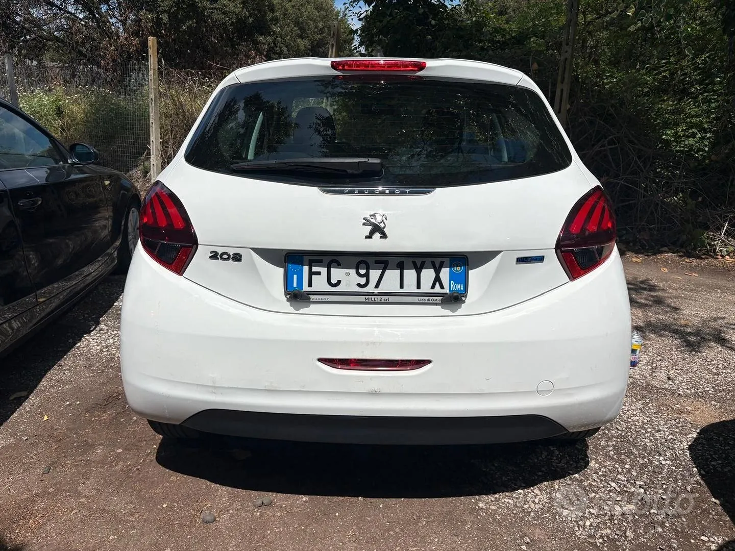 Peugeot 208 2016 photo 5