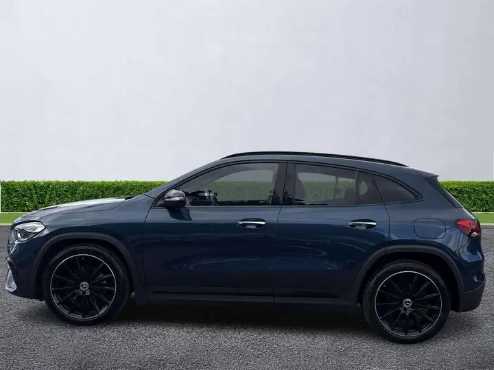 Mercedes-Benz Gla 2023 photo 4