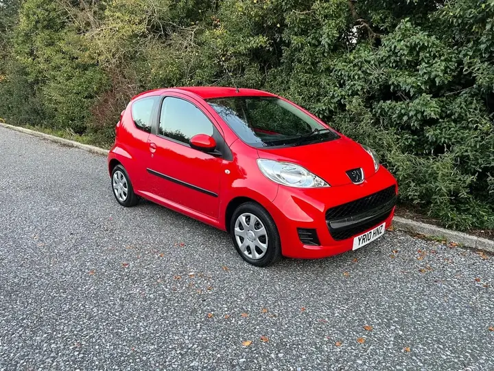 Peugeot 107 2010 photo 3