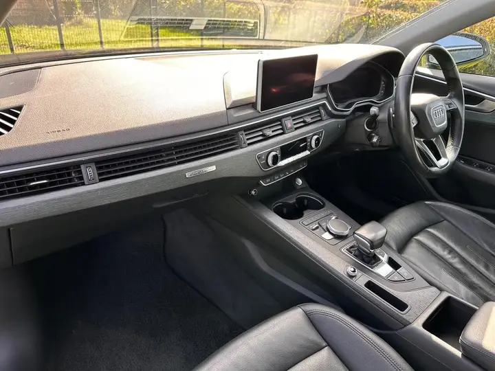 Audi A4 Allroad 2024 photo 4