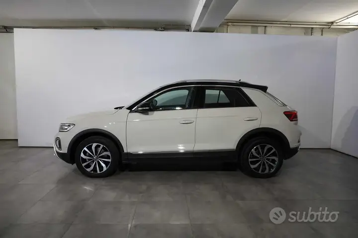Volkswagen T-Roc 2023 photo 4