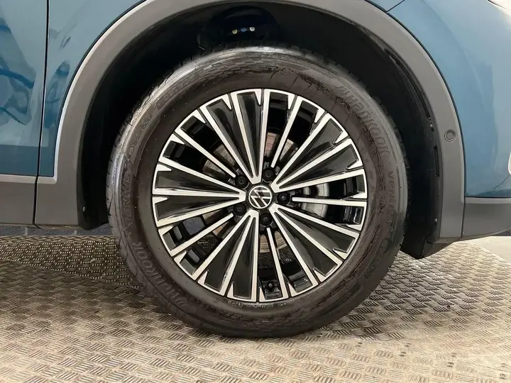 Volkswagen Tiguan 2026 photo 5