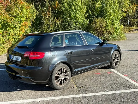 Audi A3 2011 photo 4