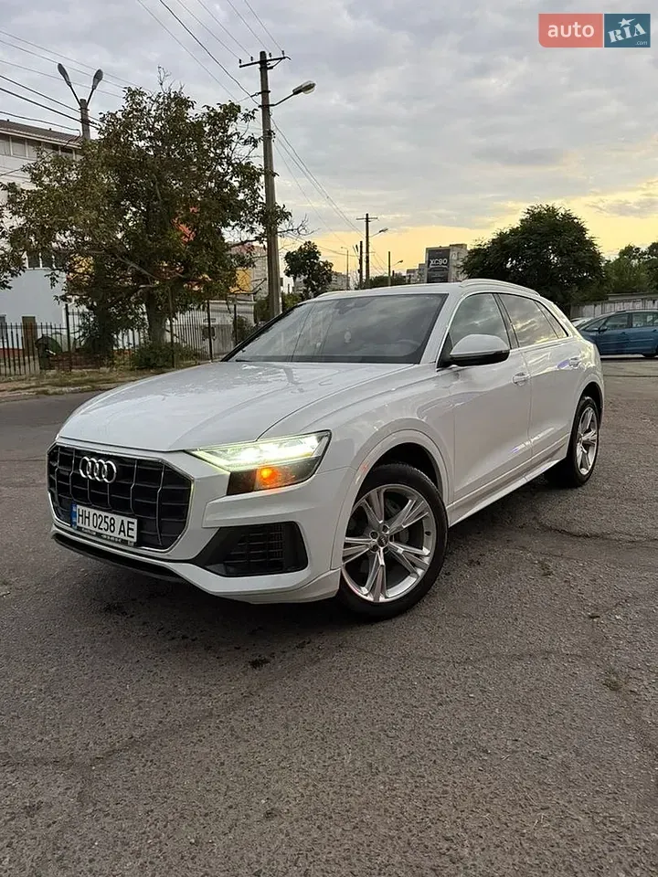 Audi Q8