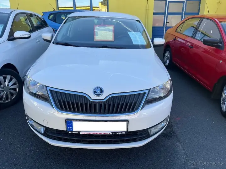 Skoda Rapid 2014 photo 2