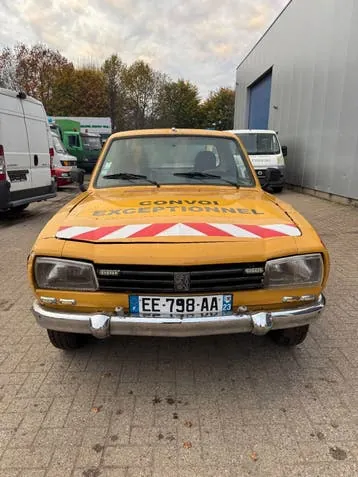 Peugeot 504 1982 photo 2