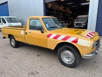 Peugeot 504 1982 photo 3