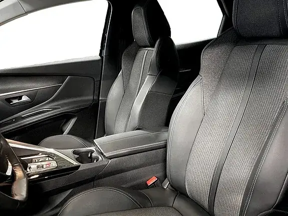 Peugeot 3008 2023 photo 5