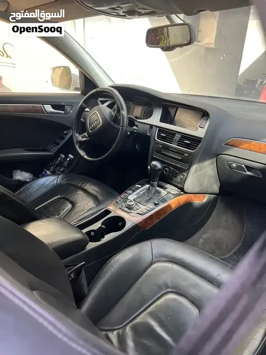 Audi A4 2012 photo 2