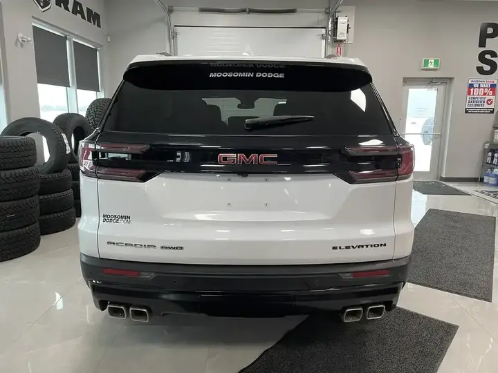 GMC Acadia 2024 photo 5