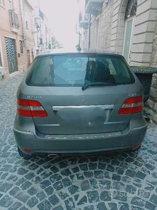 Mercedes-Benz B-Class 2010 photo 4