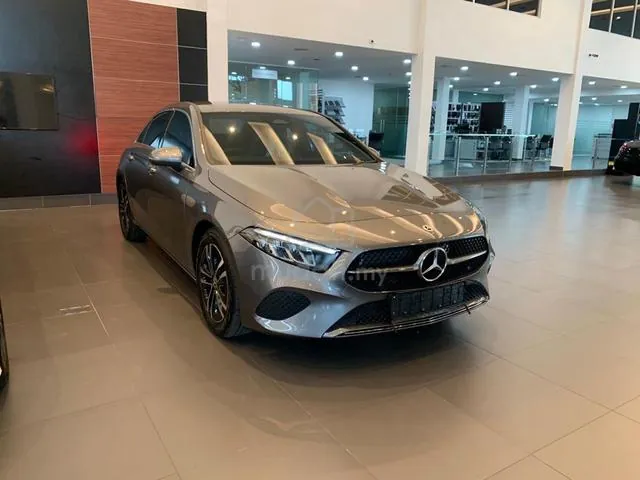 Mercedes-Benz A200