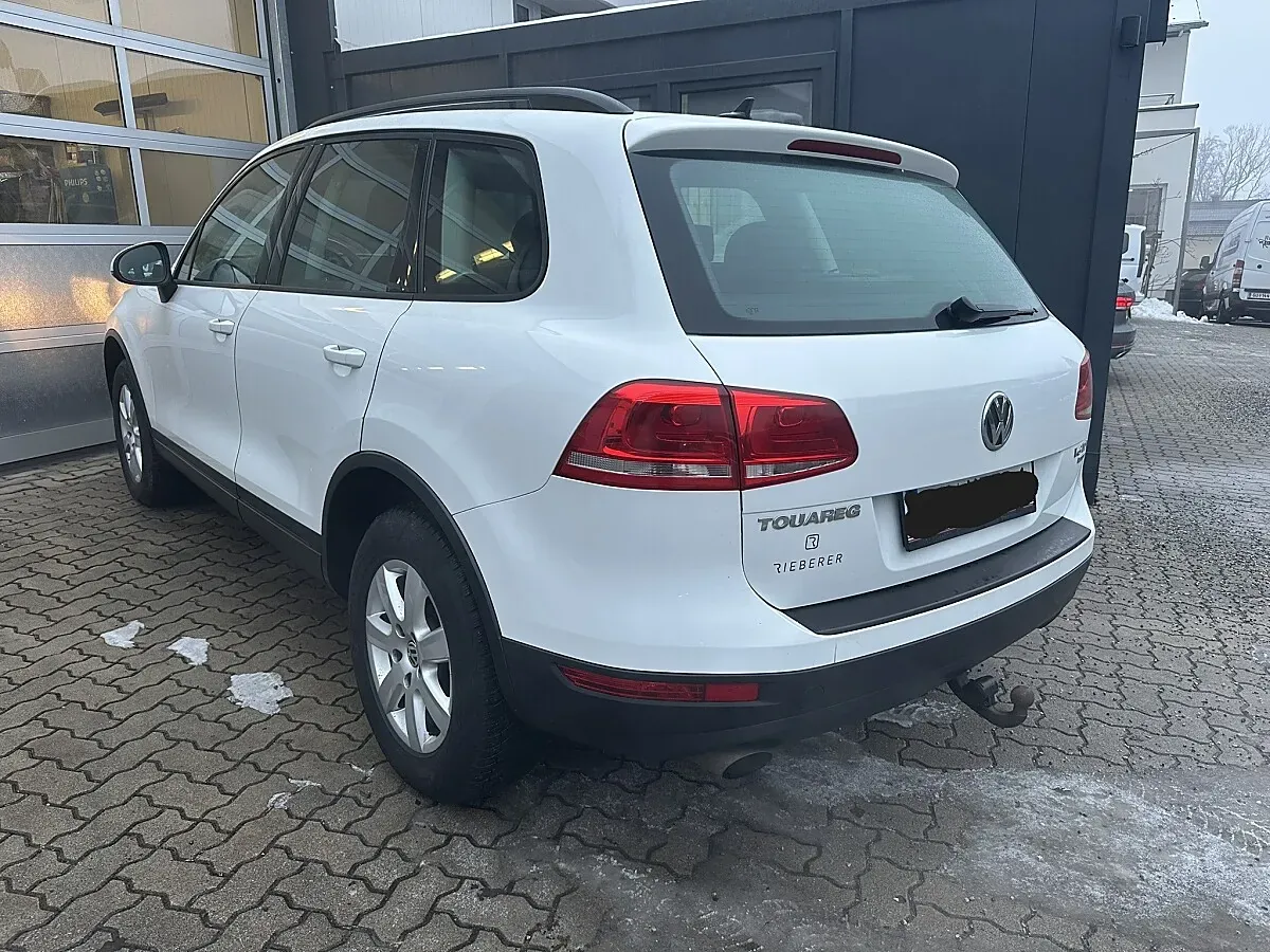 Volkswagen Touareg 2012 photo 3