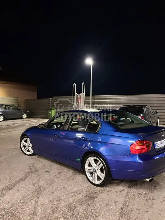 BMW 318 2007 photo 3