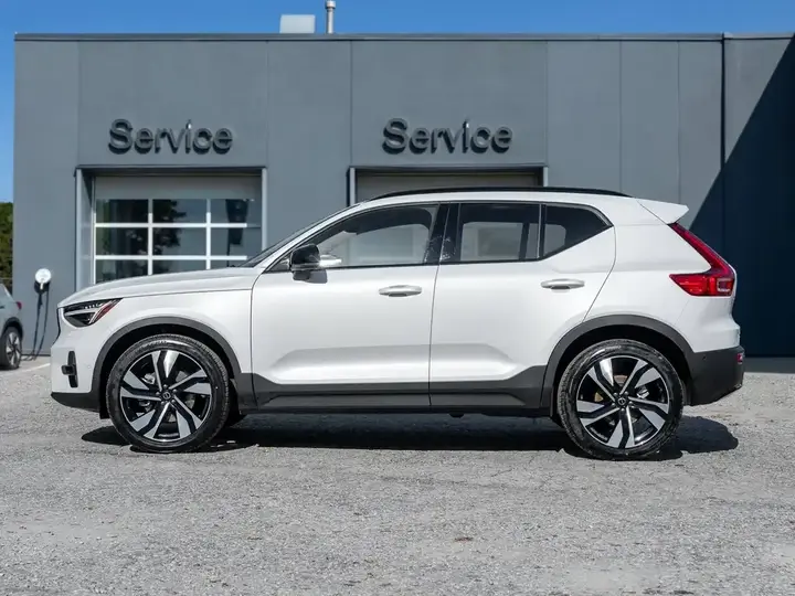 Volvo Xc40 2026 photo 4