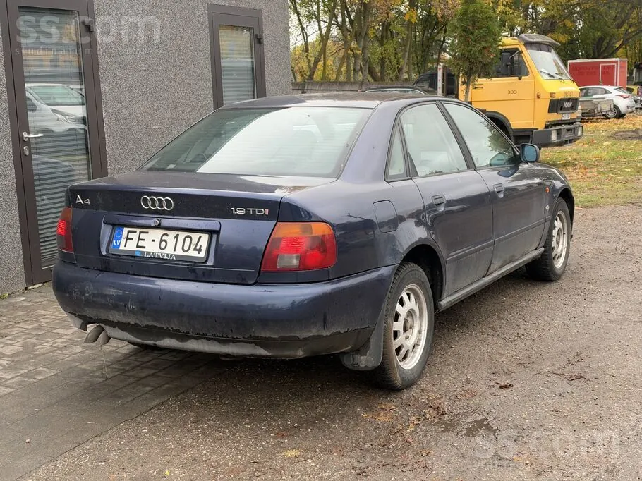 Audi A4 1996 photo 5
